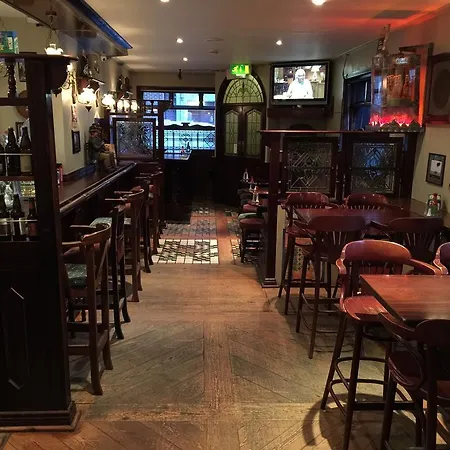Murphy's Law 住宿加早餐酒店 2*